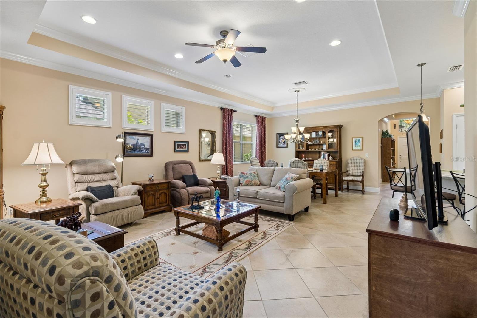 2306 OAKLEY GREEN DR #62, SUN CITY CENTER, FL, 33573