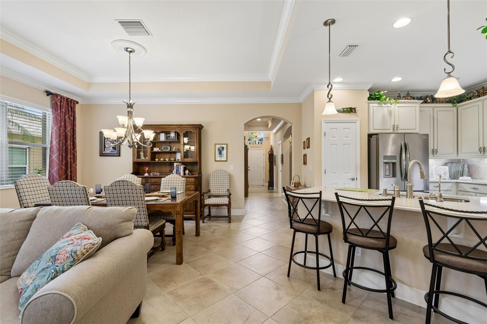 2306 OAKLEY GREEN DR #62, SUN CITY CENTER, FL, 33573