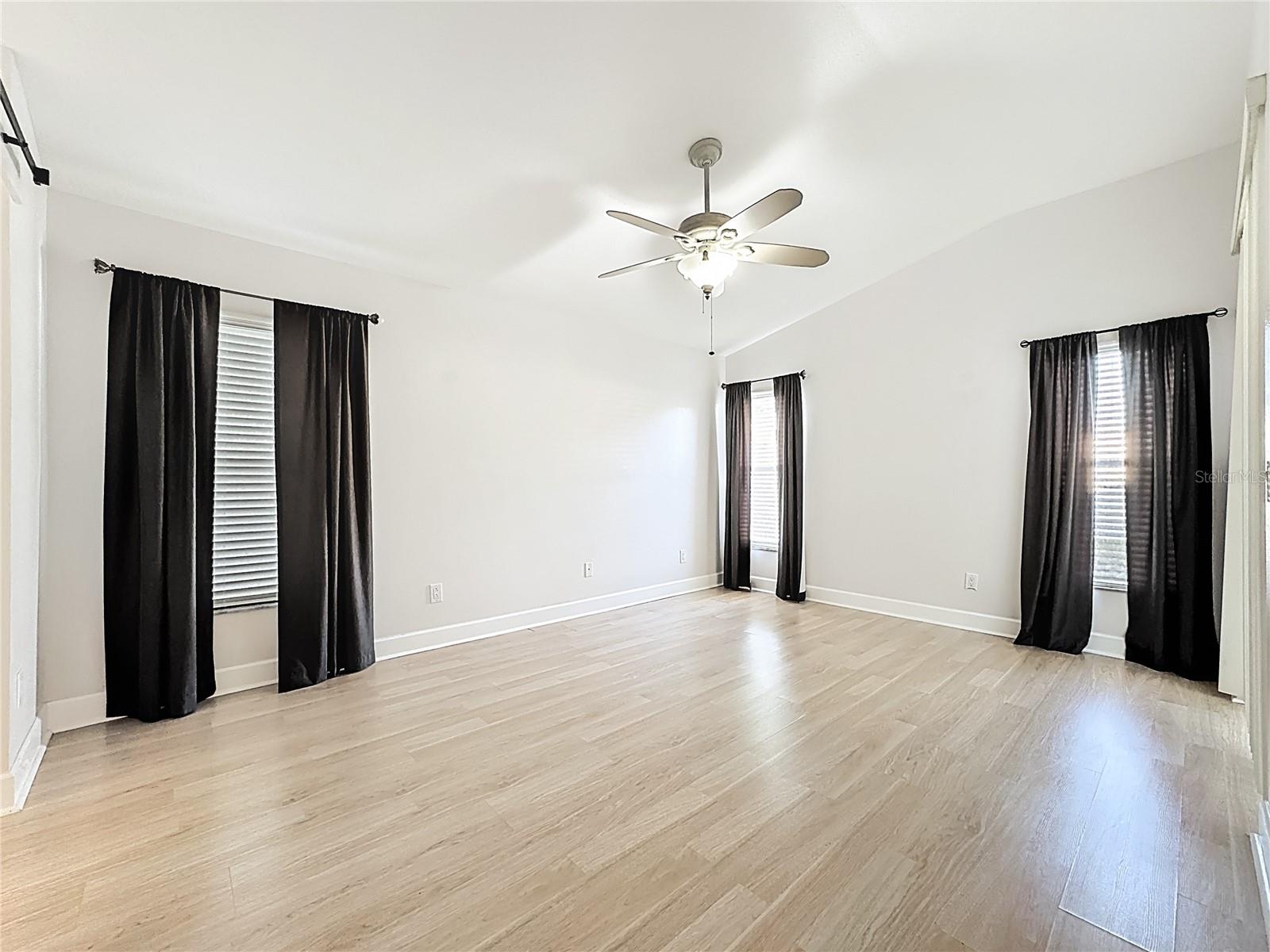 9830 WHITE BARN WAY, RIVERVIEW, FL, 33569