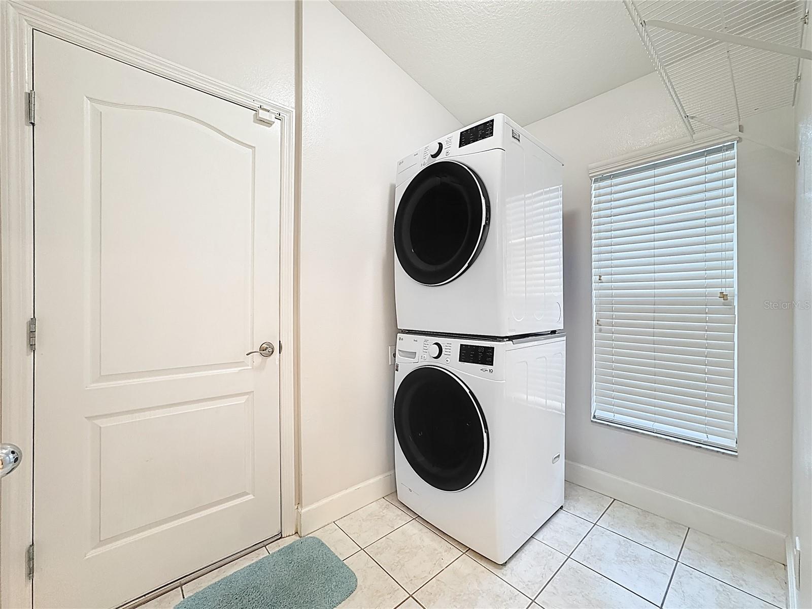 9830 WHITE BARN WAY, RIVERVIEW, FL, 33569