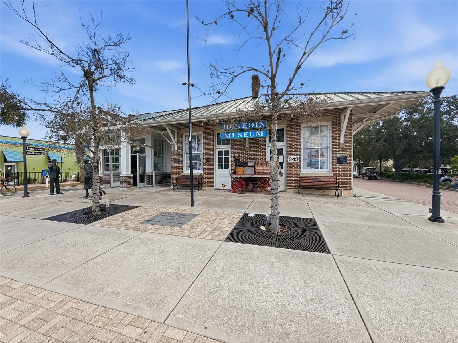 1212 WEYBRIDGE LN, DUNEDIN, FL, 34698