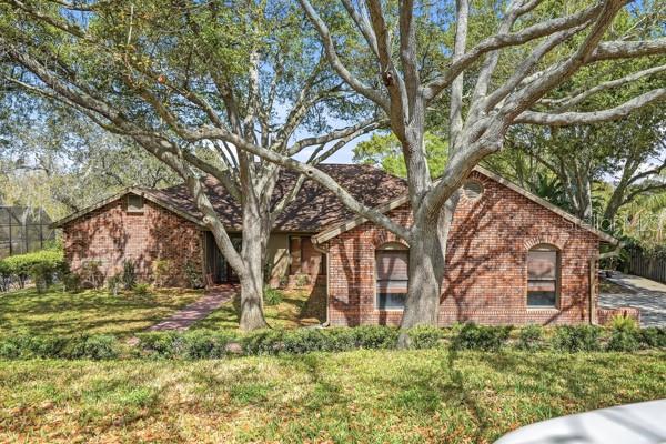 1212 WEYBRIDGE LN, DUNEDIN, FL, 34698