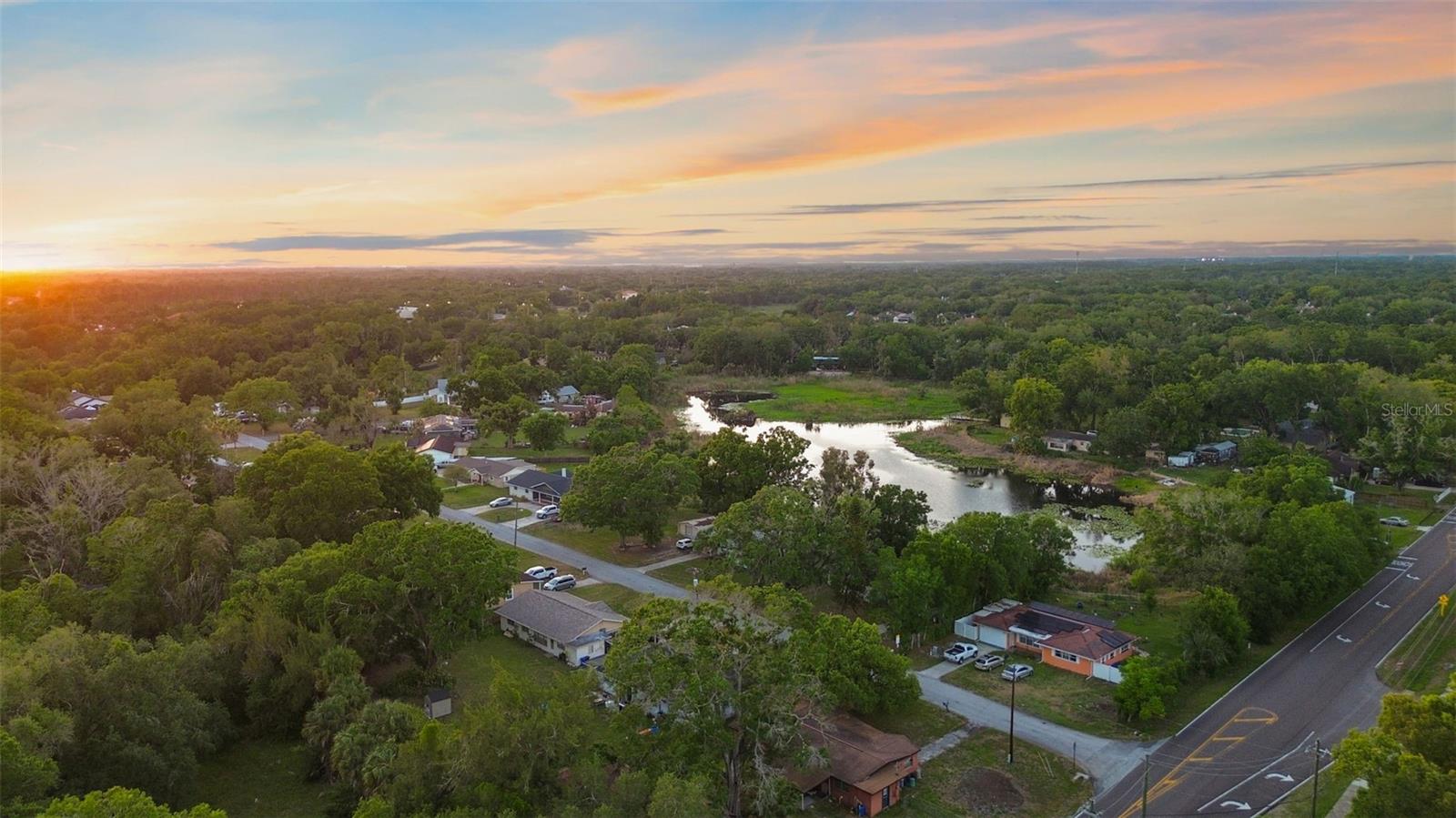 910 LINWOOD TER, LUTZ, FL, 33549