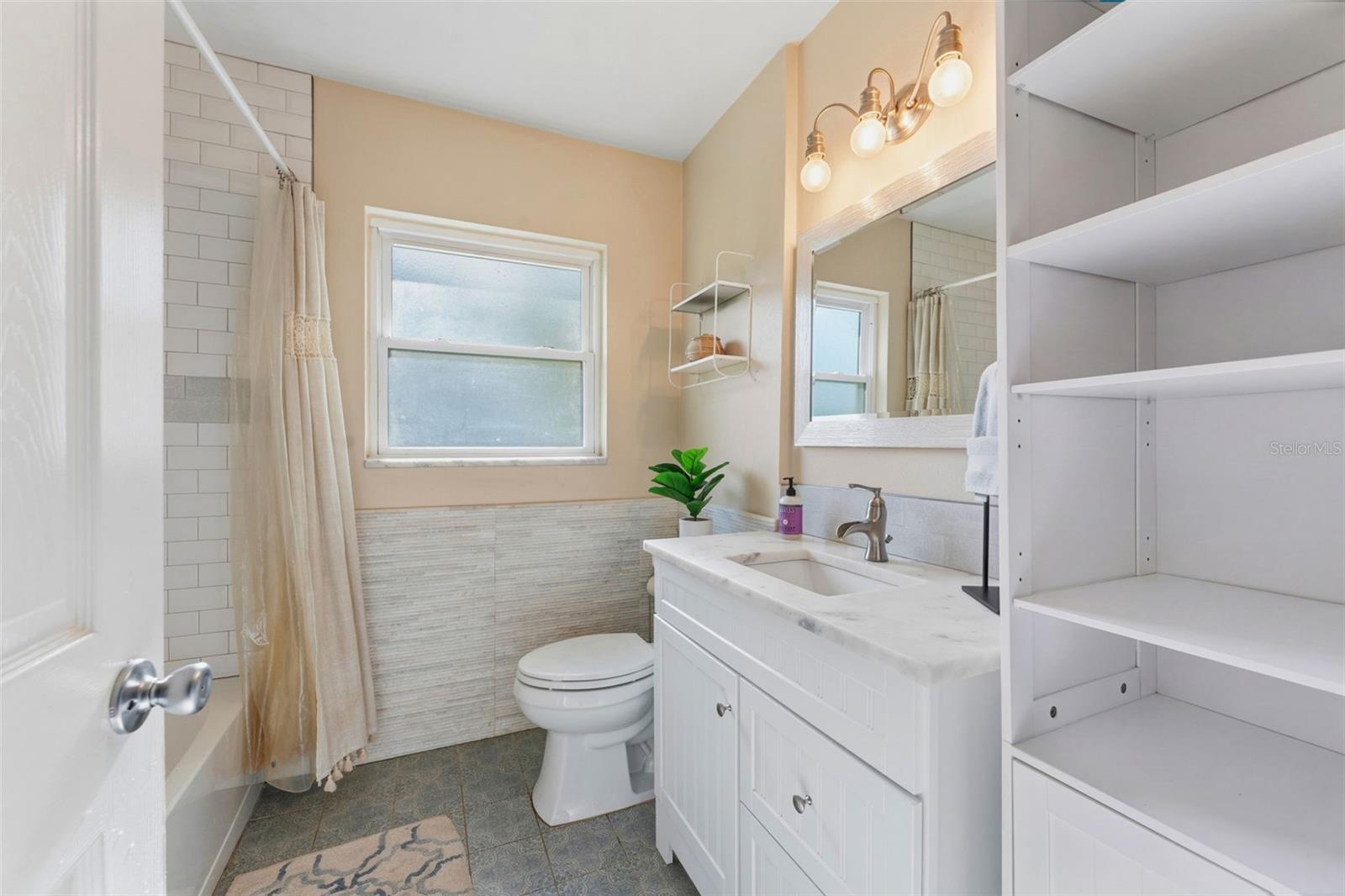 910 LINWOOD TER, LUTZ, FL, 33549