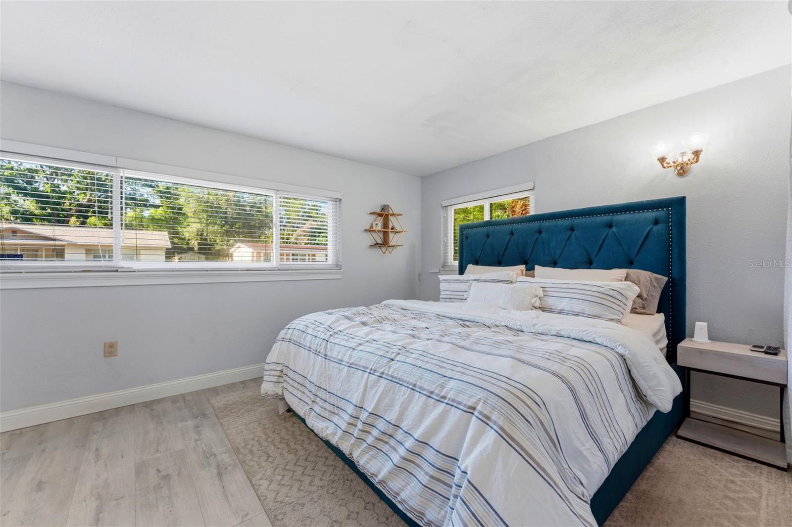 910 LINWOOD TER, LUTZ, FL, 33549