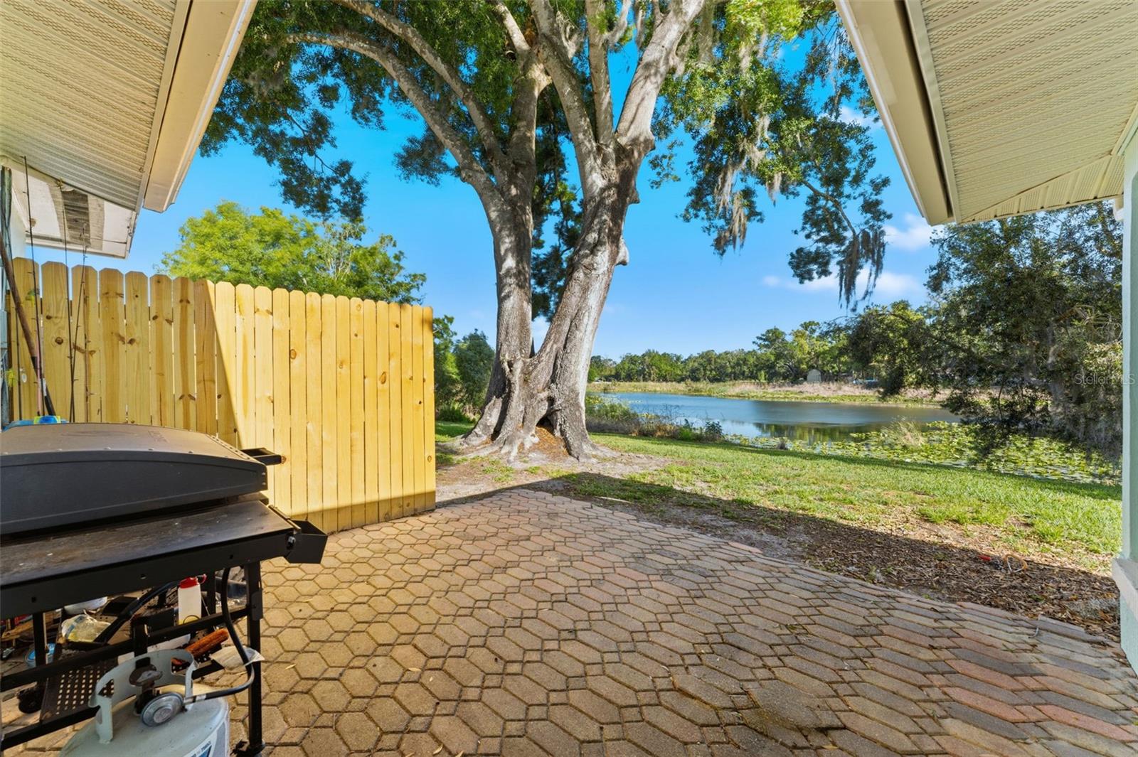 910 LINWOOD TER, LUTZ, FL, 33549