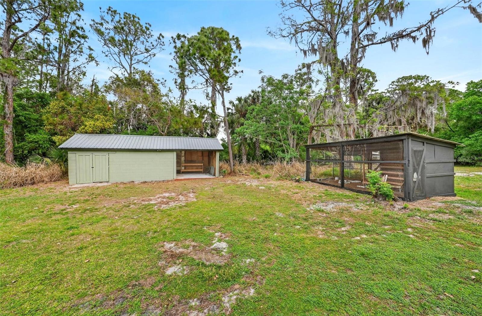 2200 RETREAT RD, GENEVA, FL, 32732