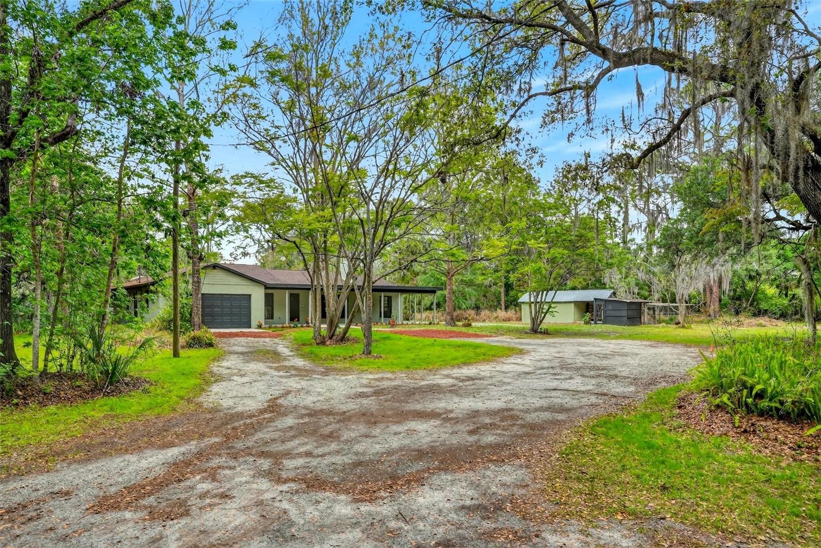 2200 RETREAT RD, GENEVA, FL, 32732