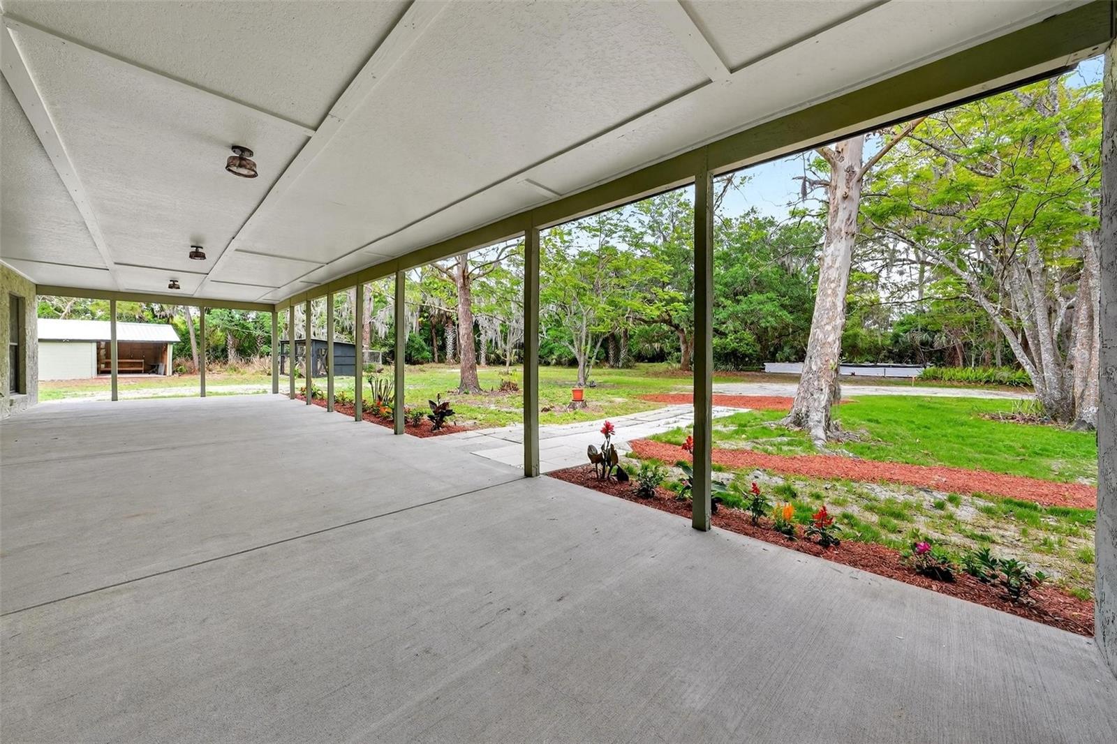 2200 RETREAT RD, GENEVA, FL, 32732