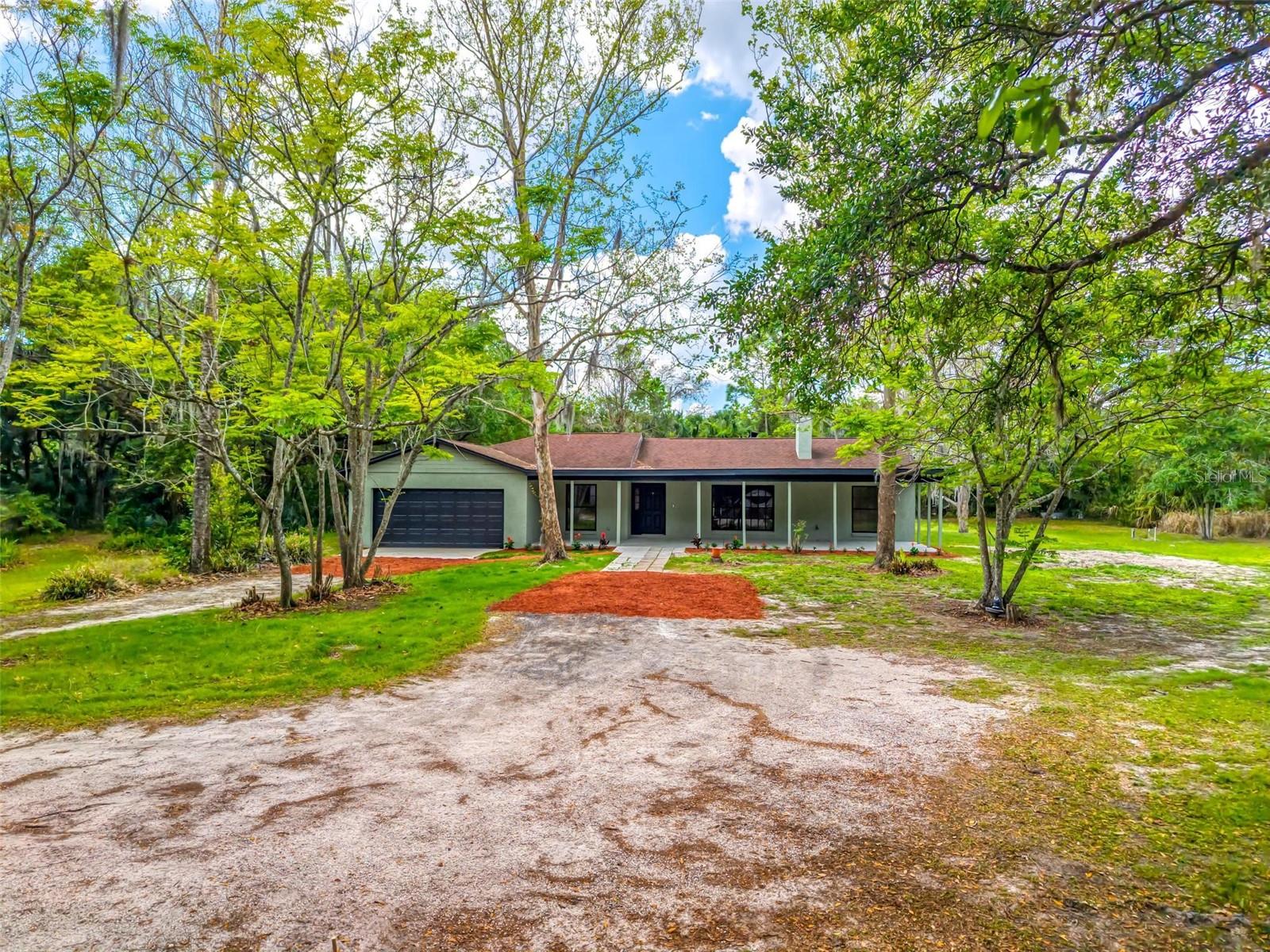 2200 RETREAT RD, GENEVA, FL, 32732