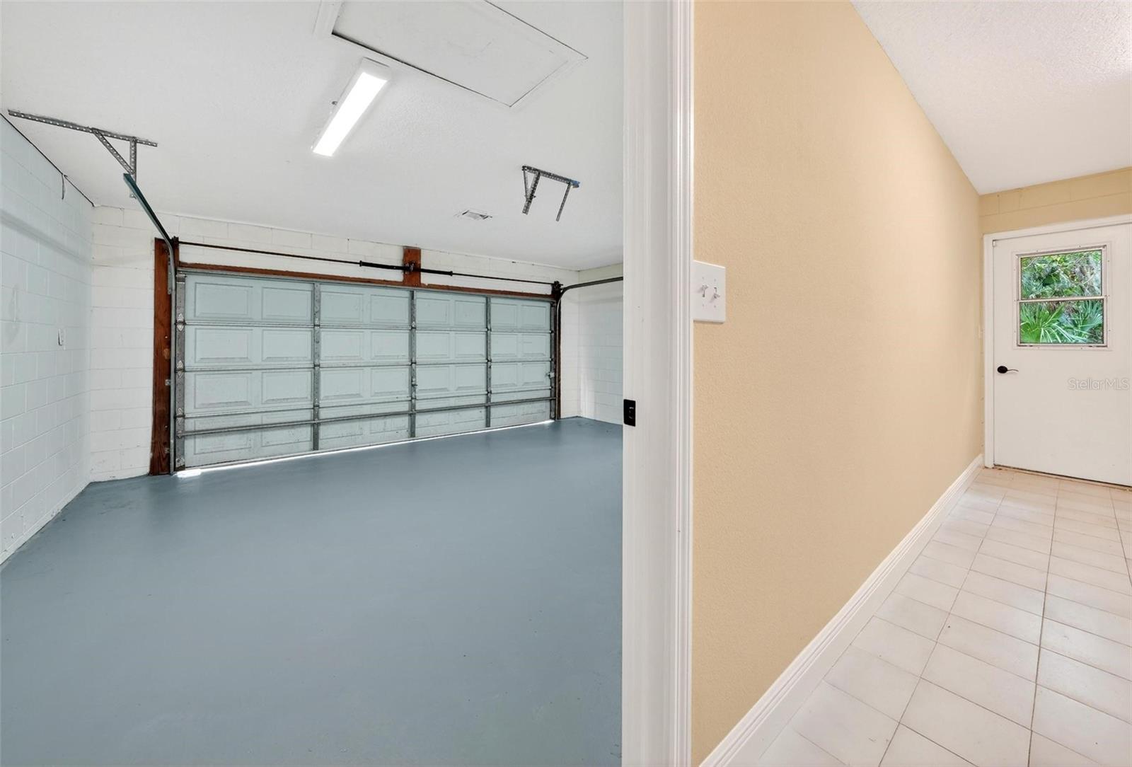2200 RETREAT RD, GENEVA, FL, 32732