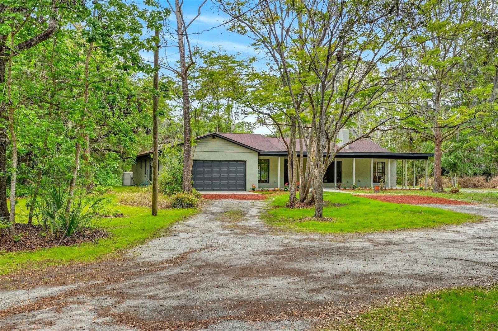 2200 RETREAT RD, GENEVA, FL, 32732