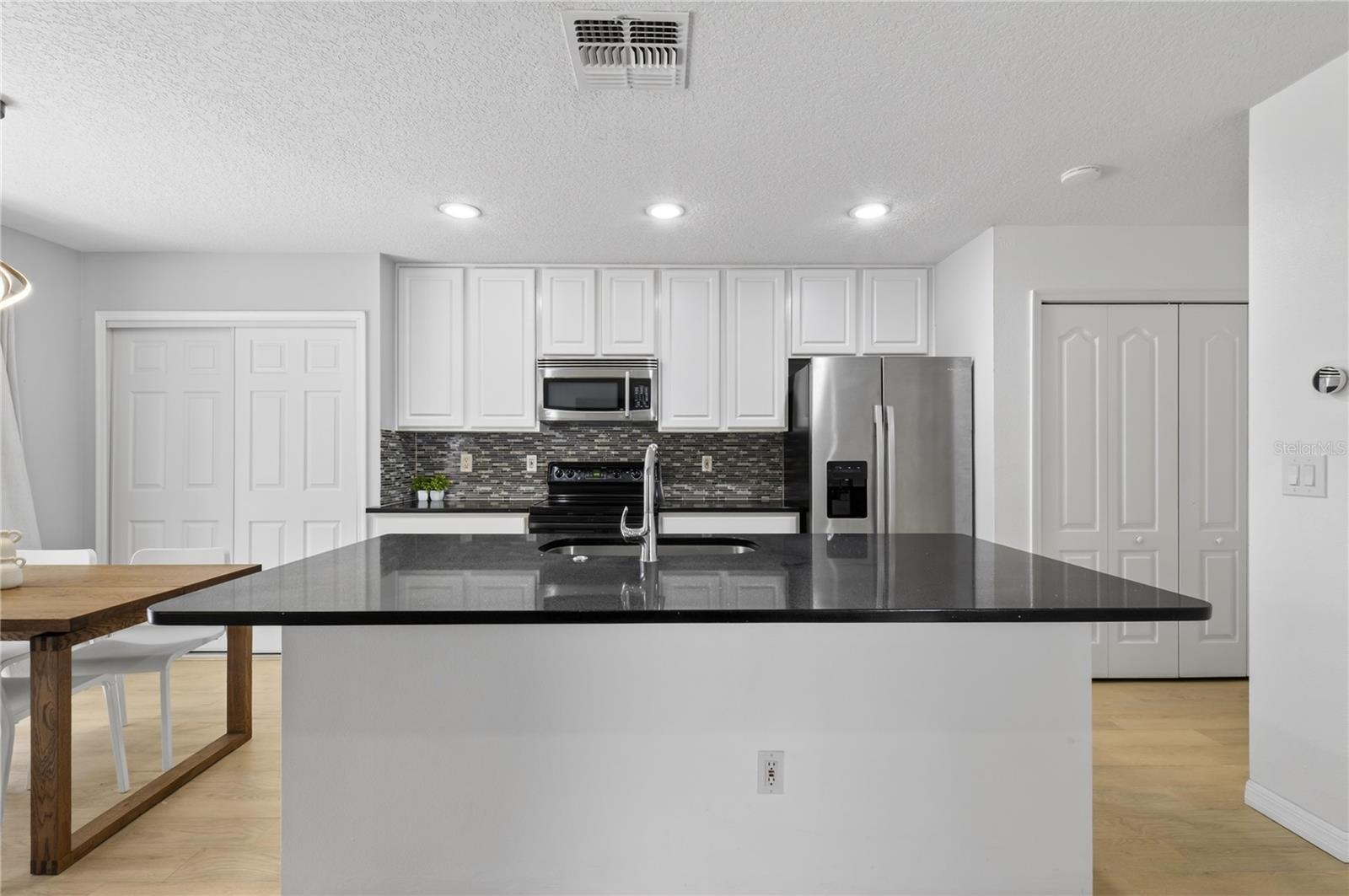 2006 STONE ABBEY BLVD, ORLANDO, FL, 32828