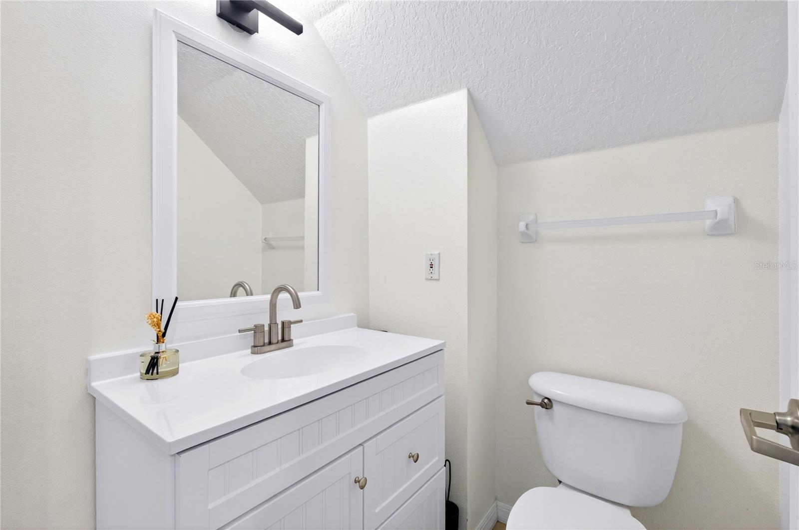 2006 STONE ABBEY BLVD, ORLANDO, FL, 32828