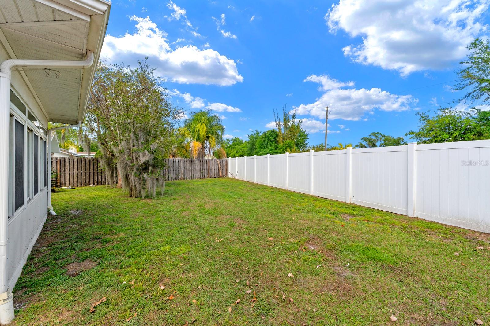 1916 CLOVERDALE CT, LUTZ, FL, 33549