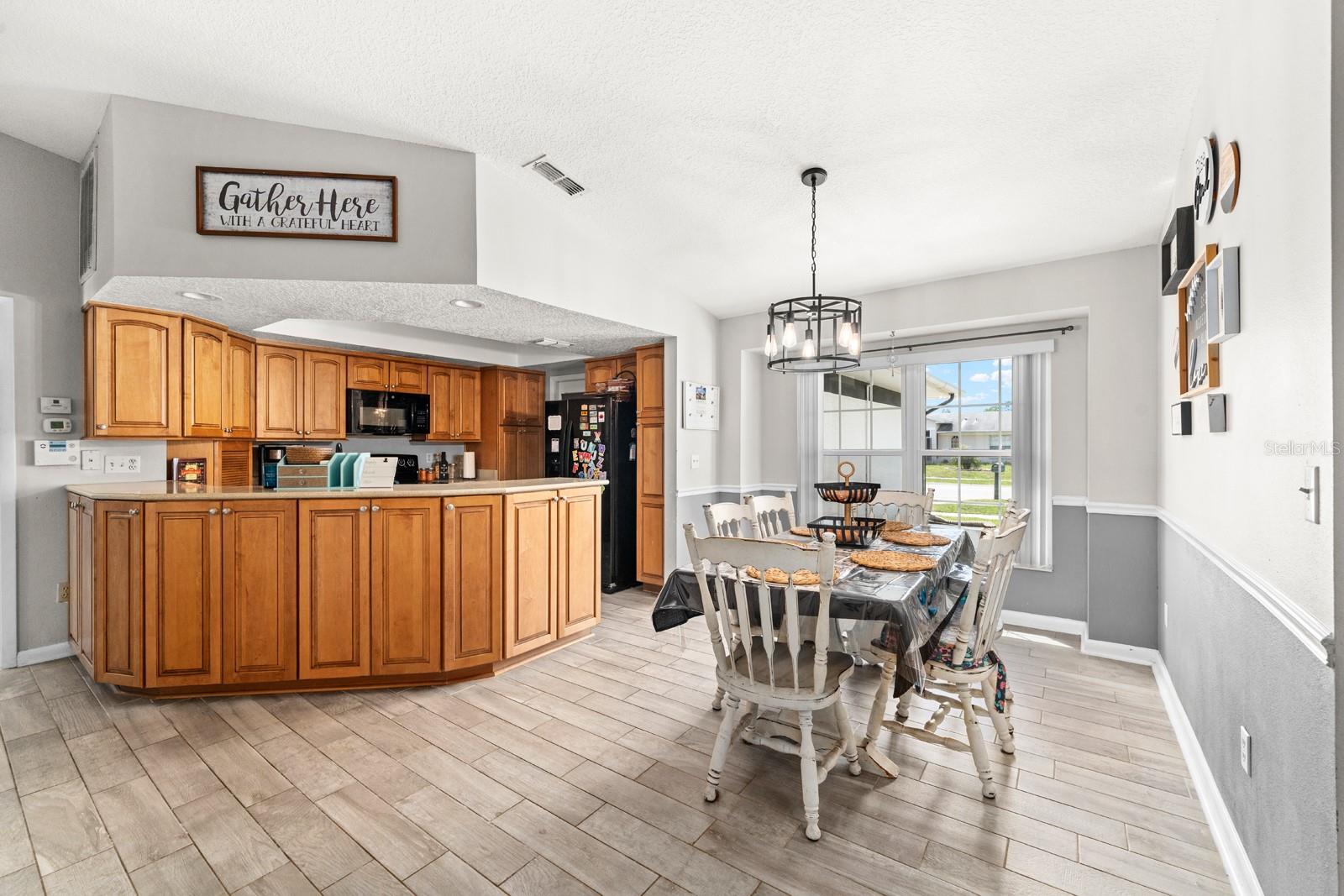 1916 CLOVERDALE CT, LUTZ, FL, 33549