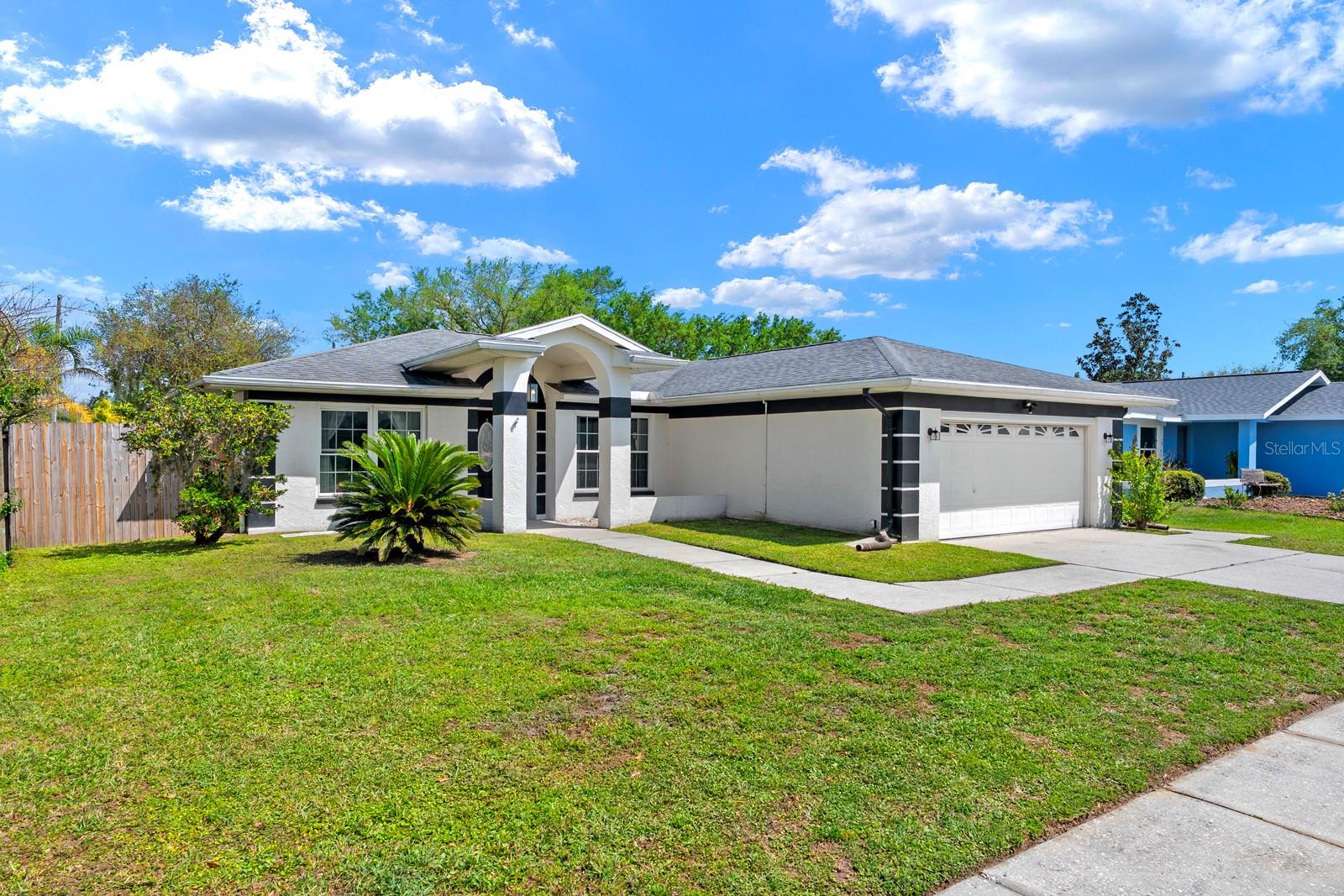1916 CLOVERDALE CT, LUTZ, FL, 33549