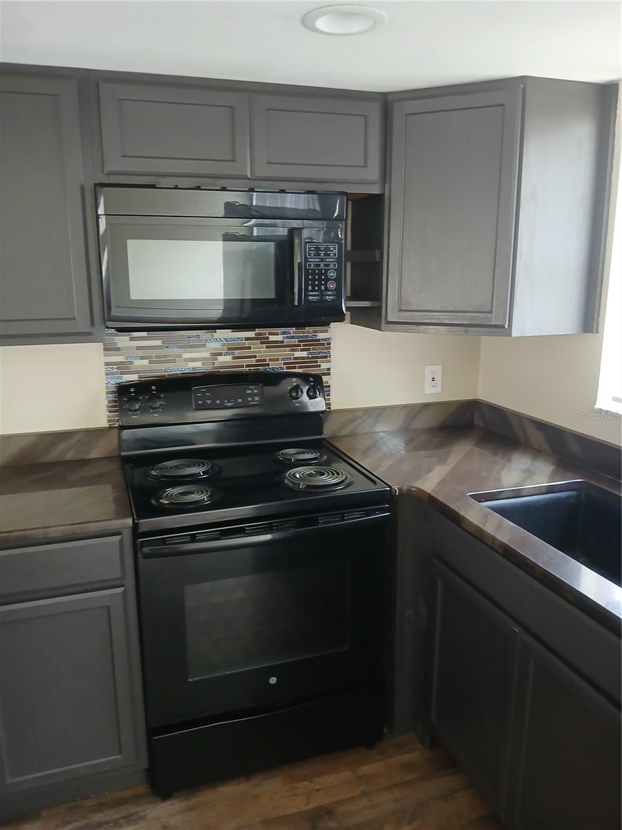 5704 ILLINOIS AVE, NEW PORT RICHEY, FL, 34652