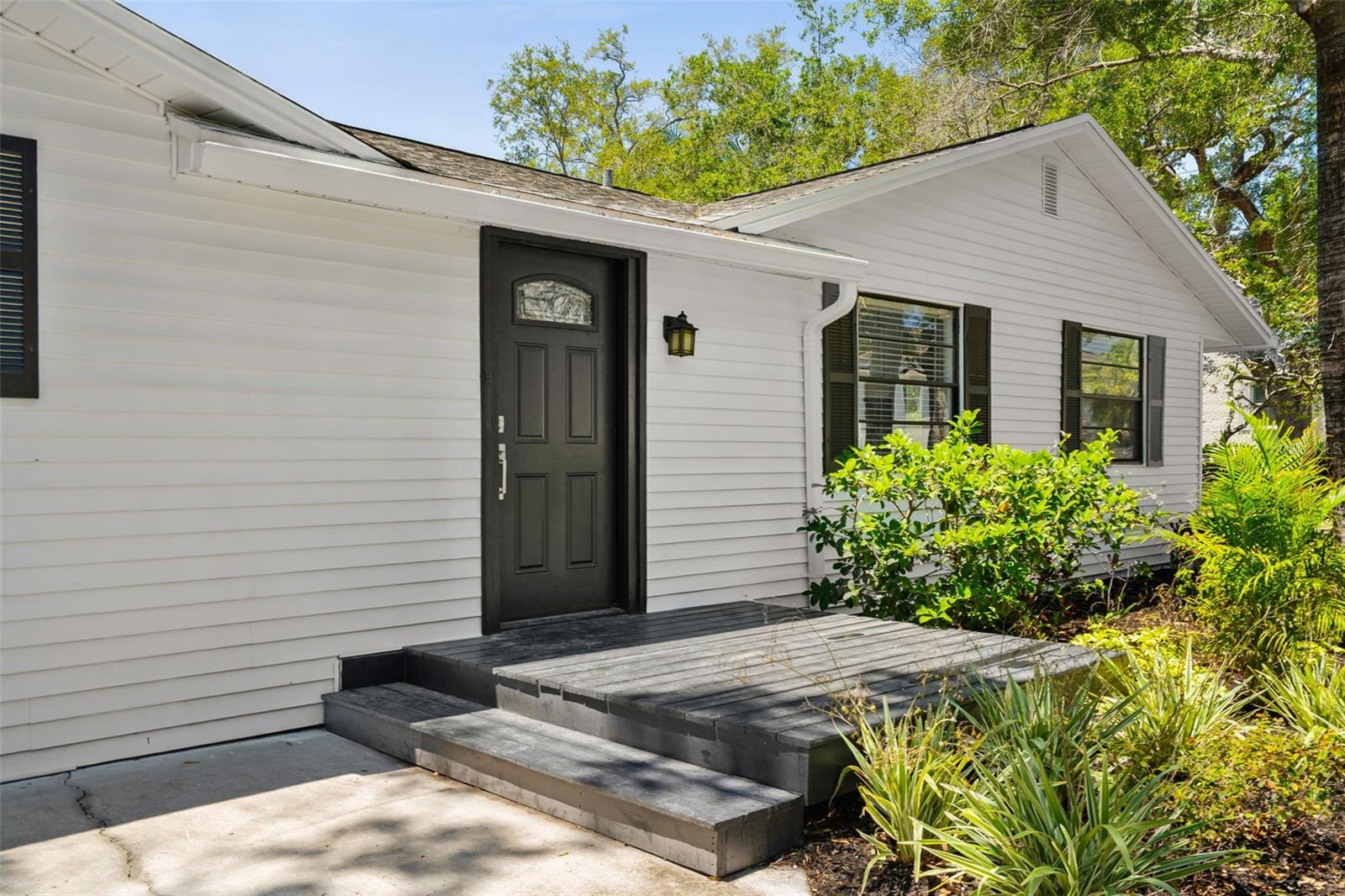 2118 S VENUS ST, TAMPA, FL, 33629