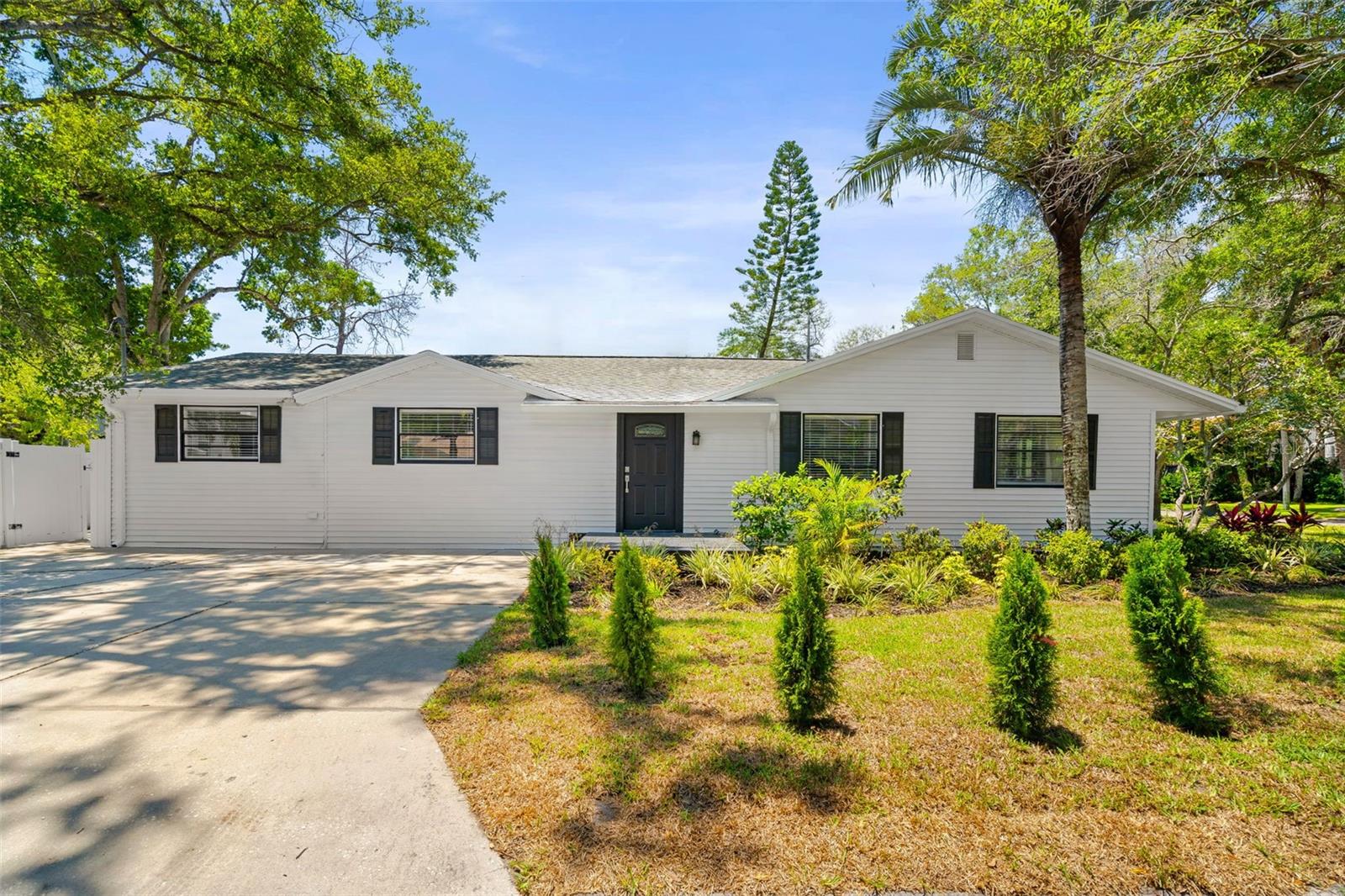 2118 S VENUS ST, TAMPA, FL, 33629