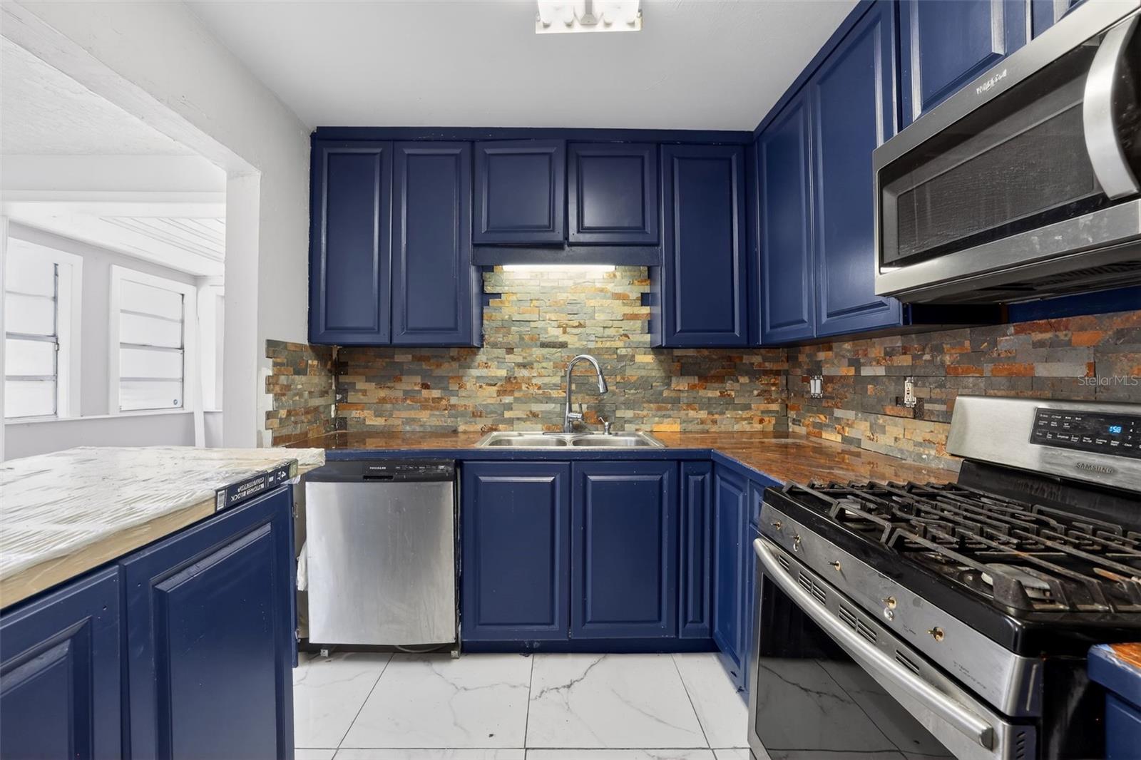 775 28TH AVE S, ST PETERSBURG, FL, 33705