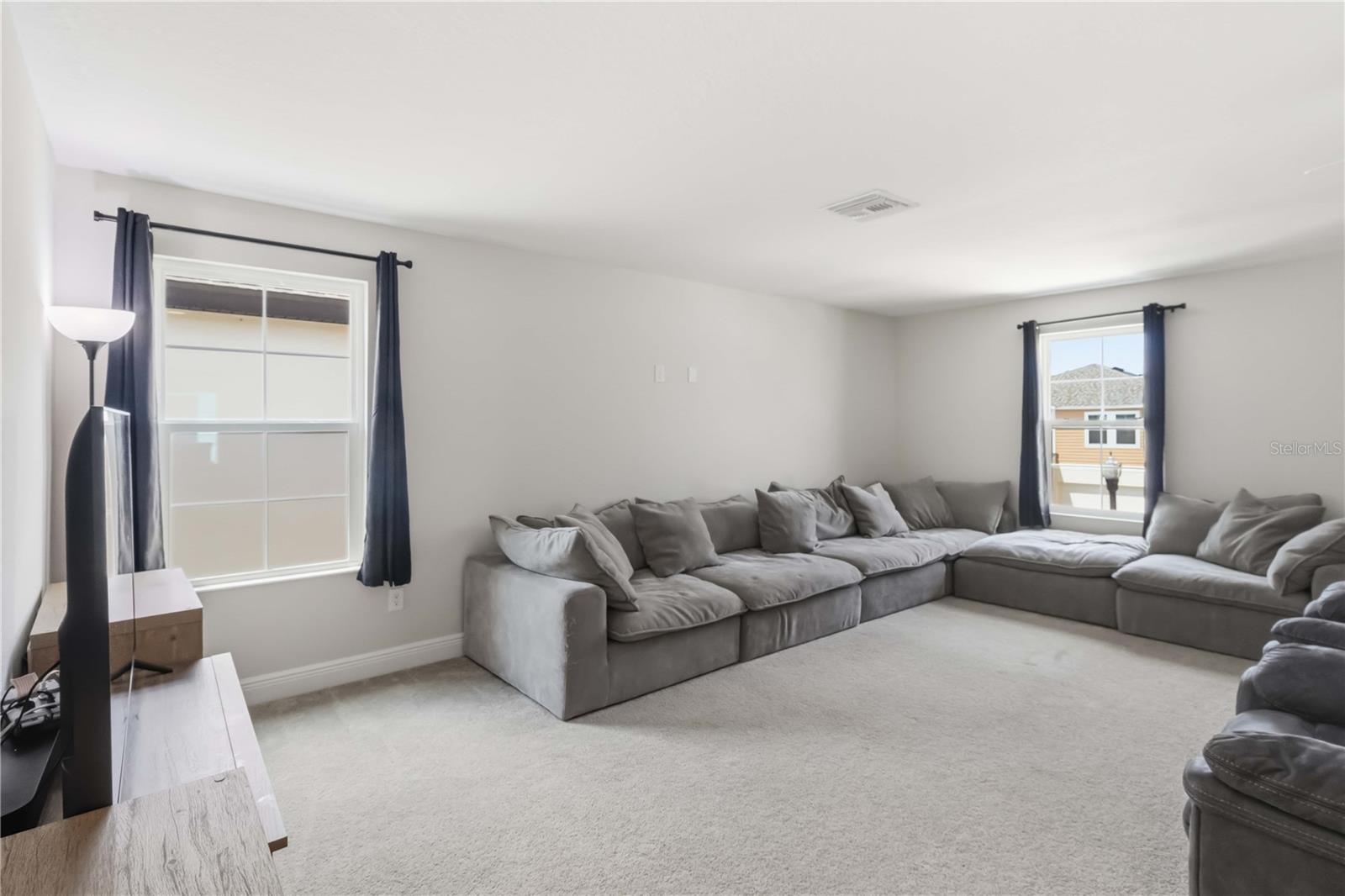 Versatile Bonus Space for Family Gatherings