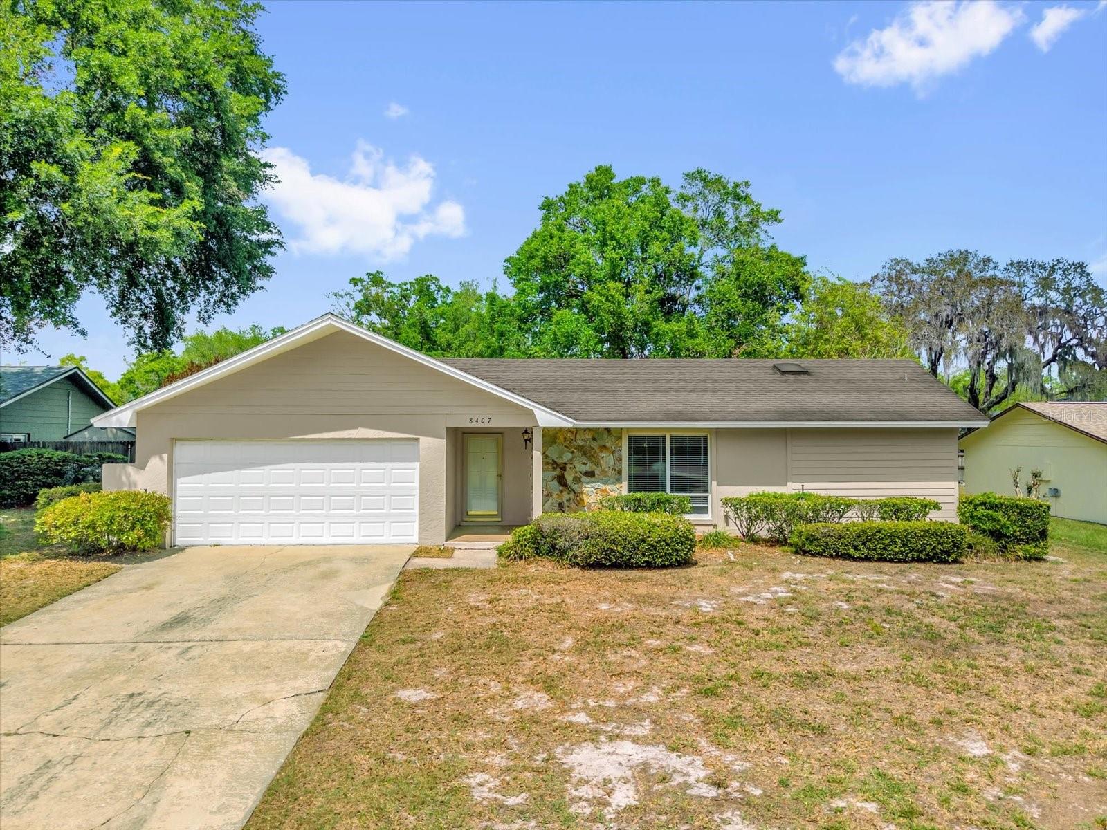 8407 ROANNE DR, ORLANDO, FL, 32817