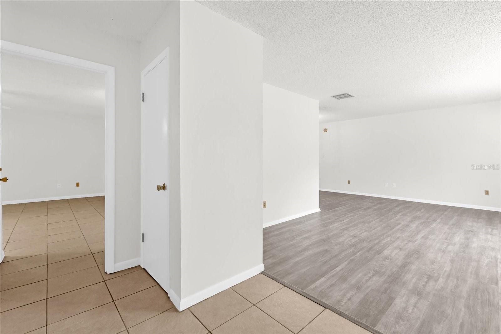 8407 ROANNE DR, ORLANDO, FL, 32817