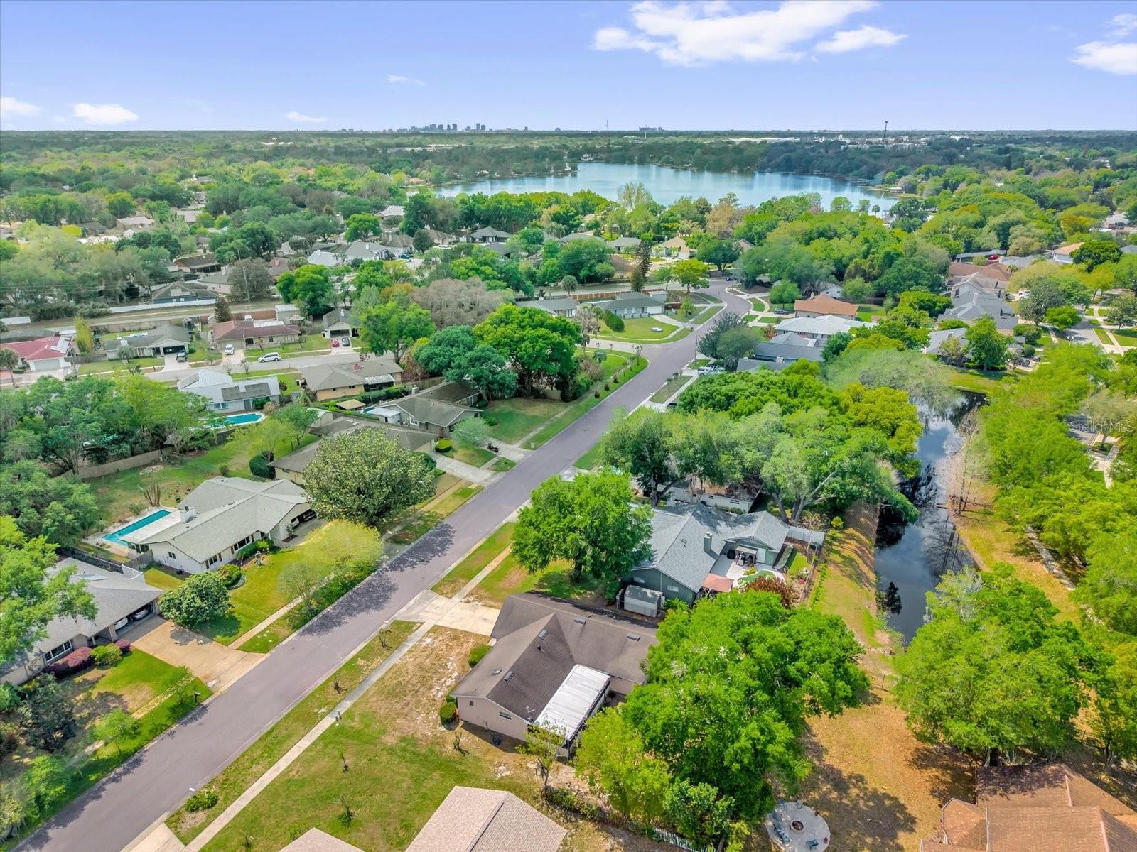 8407 ROANNE DR, ORLANDO, FL, 32817