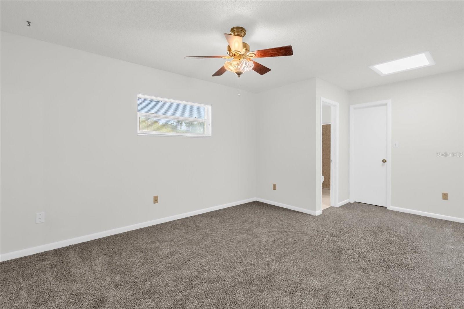 8407 ROANNE DR, ORLANDO, FL, 32817