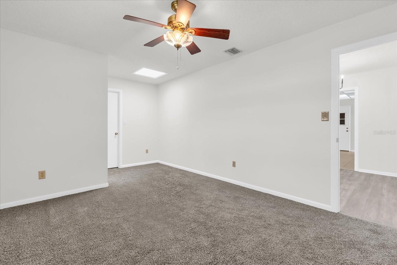 8407 ROANNE DR, ORLANDO, FL, 32817