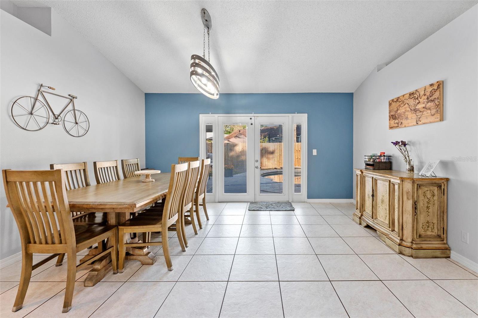 956 EDGEHILL DR, PALM HARBOR, FL, 34684
