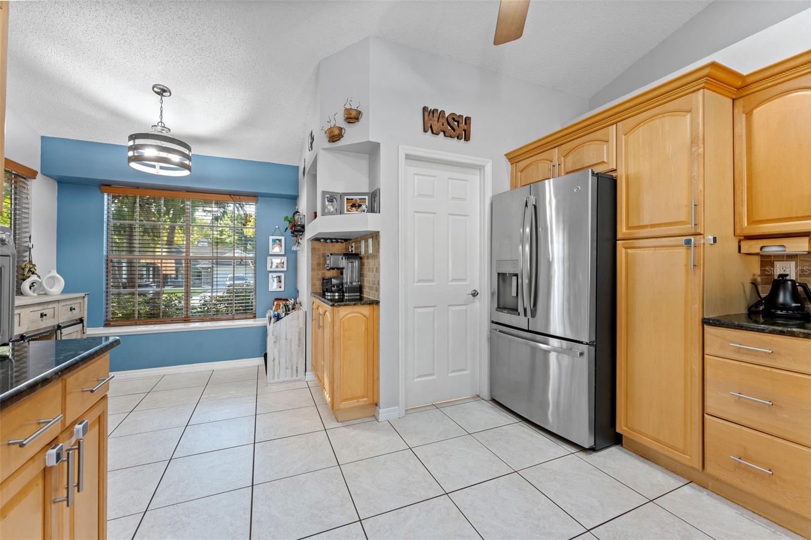 956 EDGEHILL DR, PALM HARBOR, FL, 34684