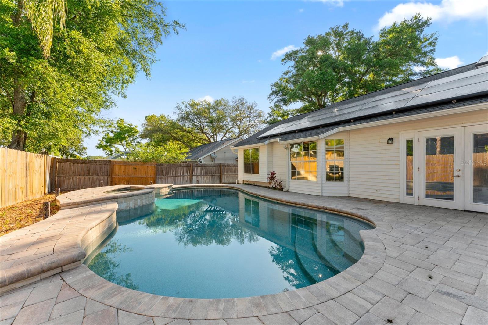 956 EDGEHILL DR, PALM HARBOR, FL, 34684