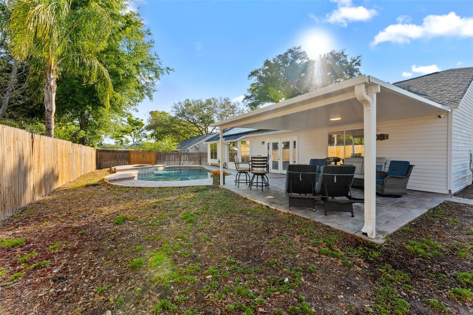 956 EDGEHILL DR, PALM HARBOR, FL, 34684