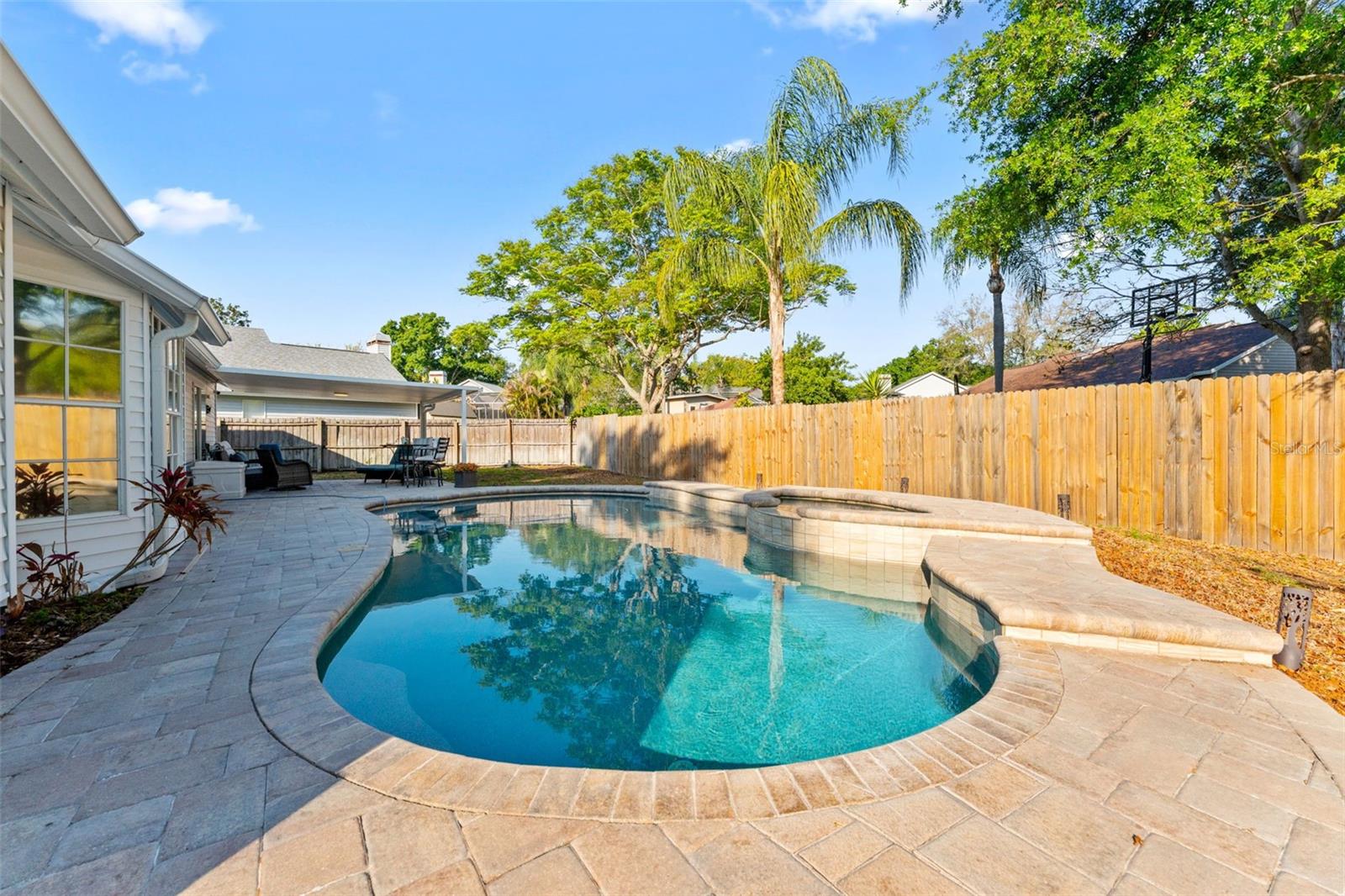 956 EDGEHILL DR, PALM HARBOR, FL, 34684