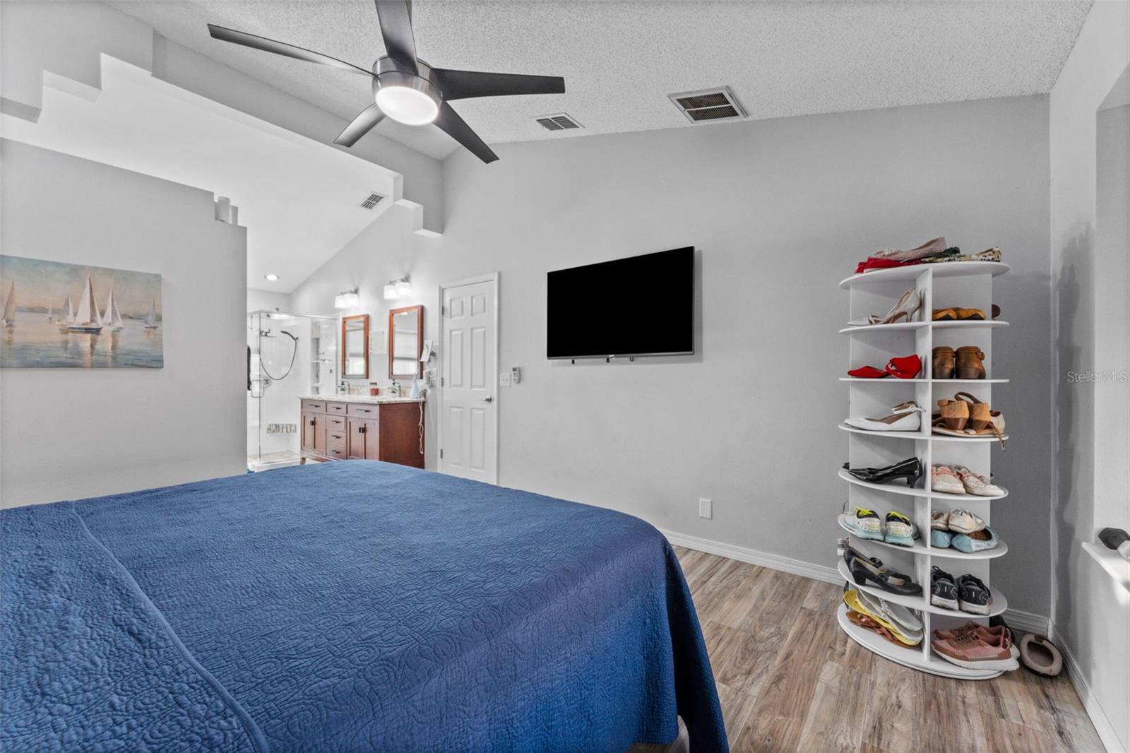 956 EDGEHILL DR, PALM HARBOR, FL, 34684
