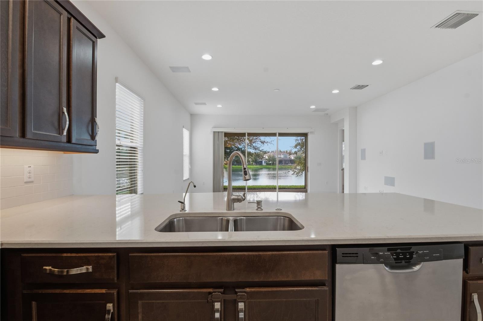 30588 CHESAPEAKE BAY DR, WESLEY CHAPEL, FL, 33543
