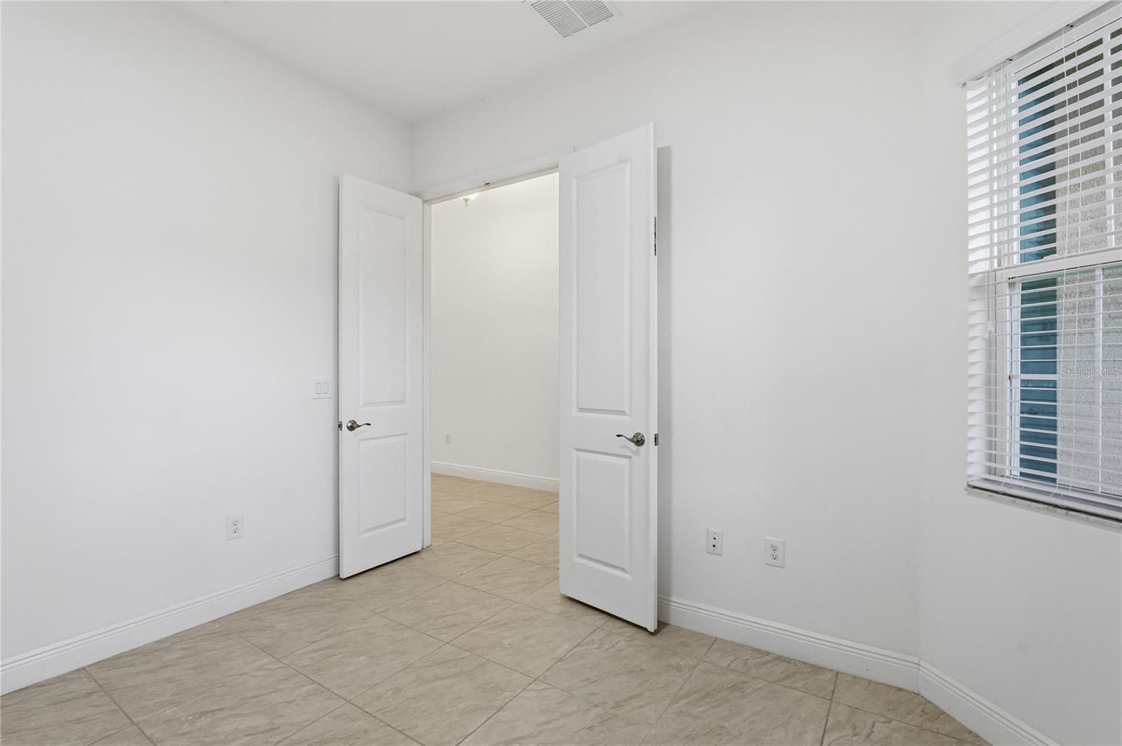 30588 CHESAPEAKE BAY DR, WESLEY CHAPEL, FL, 33543