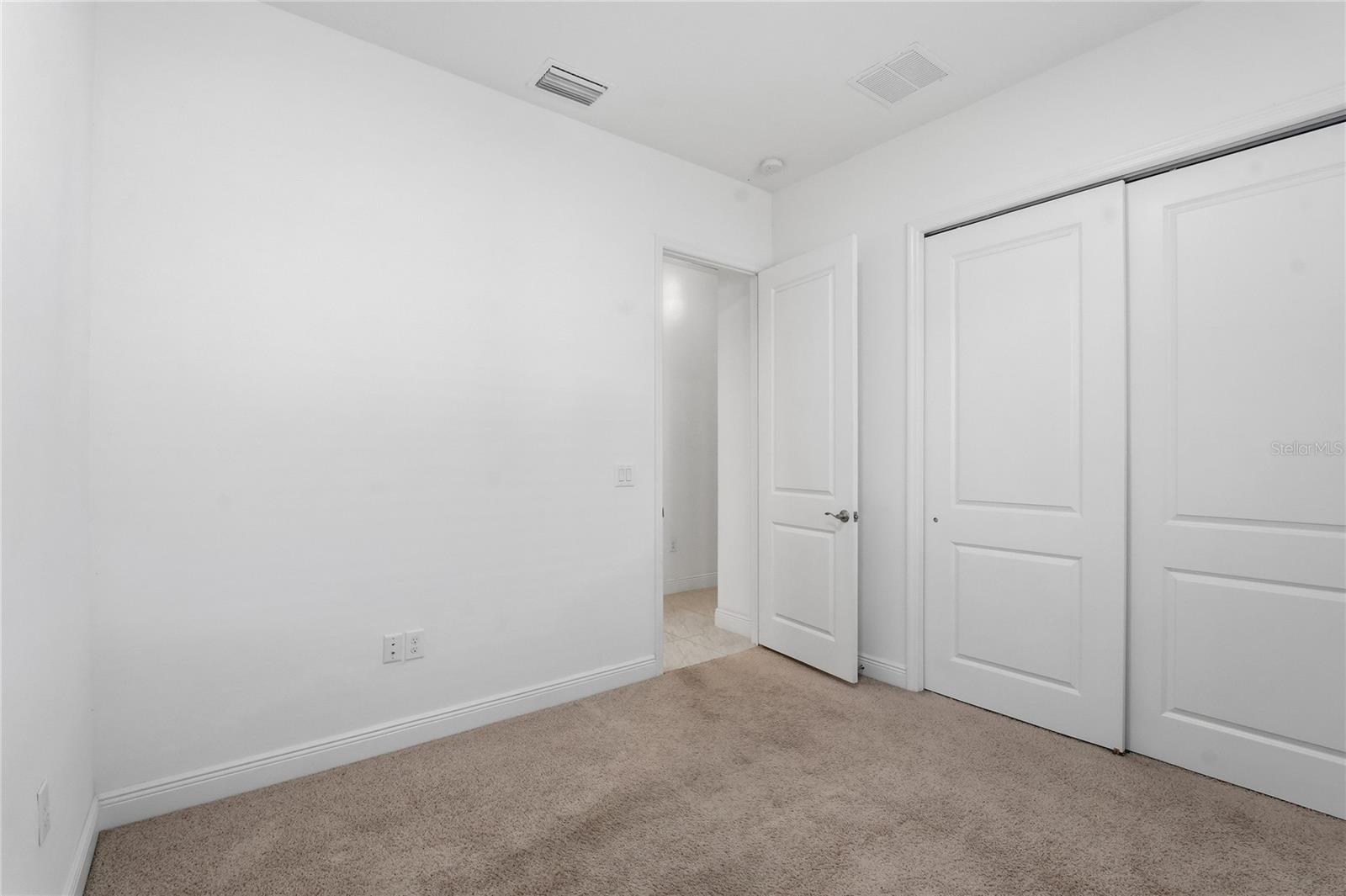 30588 CHESAPEAKE BAY DR, WESLEY CHAPEL, FL, 33543