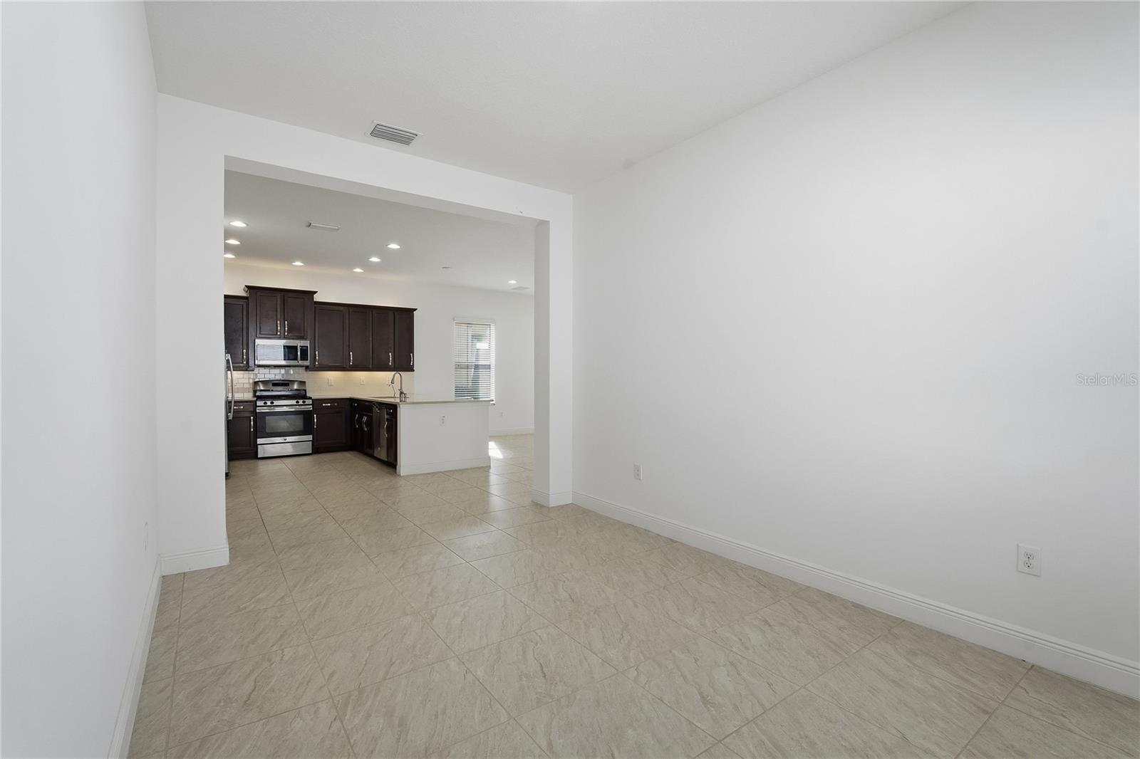 30588 CHESAPEAKE BAY DR, WESLEY CHAPEL, FL, 33543