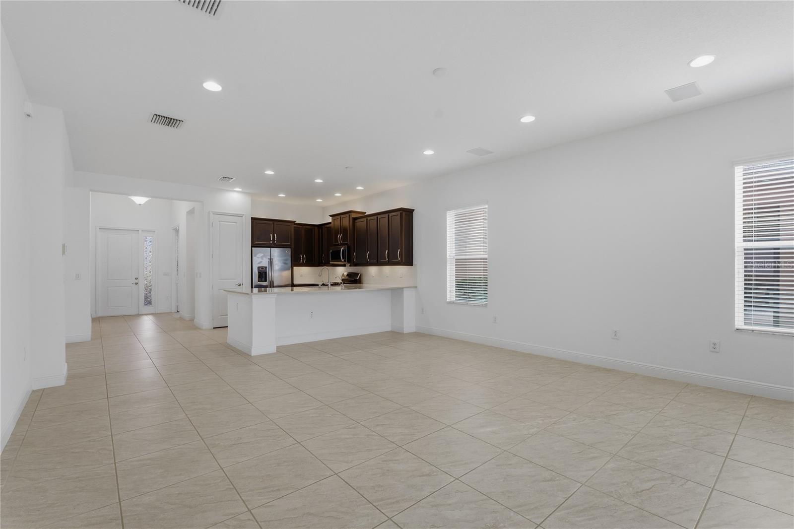 30588 CHESAPEAKE BAY DR, WESLEY CHAPEL, FL, 33543