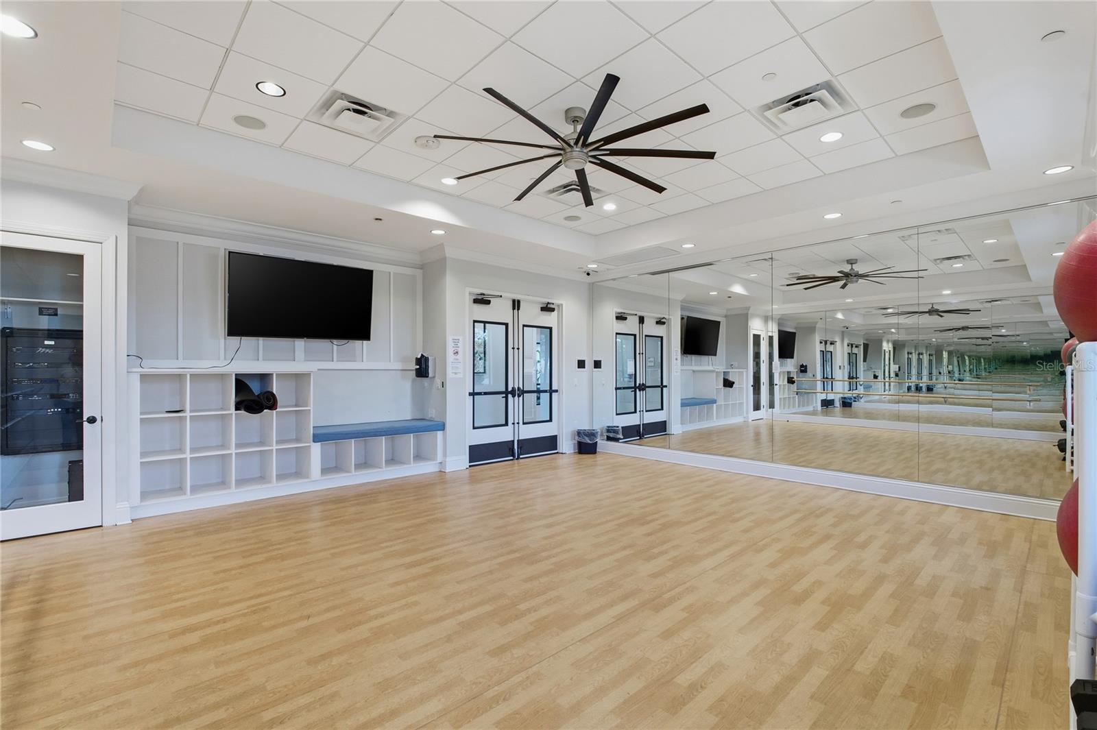 30588 CHESAPEAKE BAY DR, WESLEY CHAPEL, FL, 33543