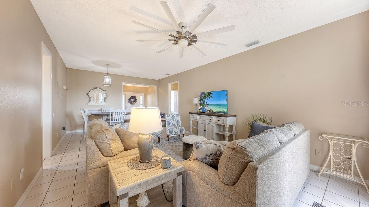 356 FAREHAM DR, VENICE, FL, 34293