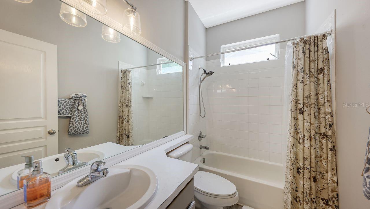 356 FAREHAM DR, VENICE, FL, 34293