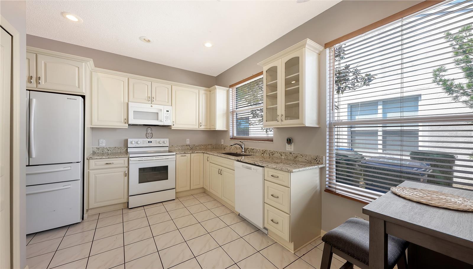 356 FAREHAM DR, VENICE, FL, 34293