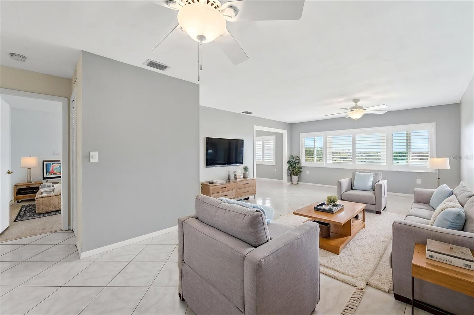 100 BLUFF VIEW DR #409C, BELLEAIR BLUFFS, FL, 33770