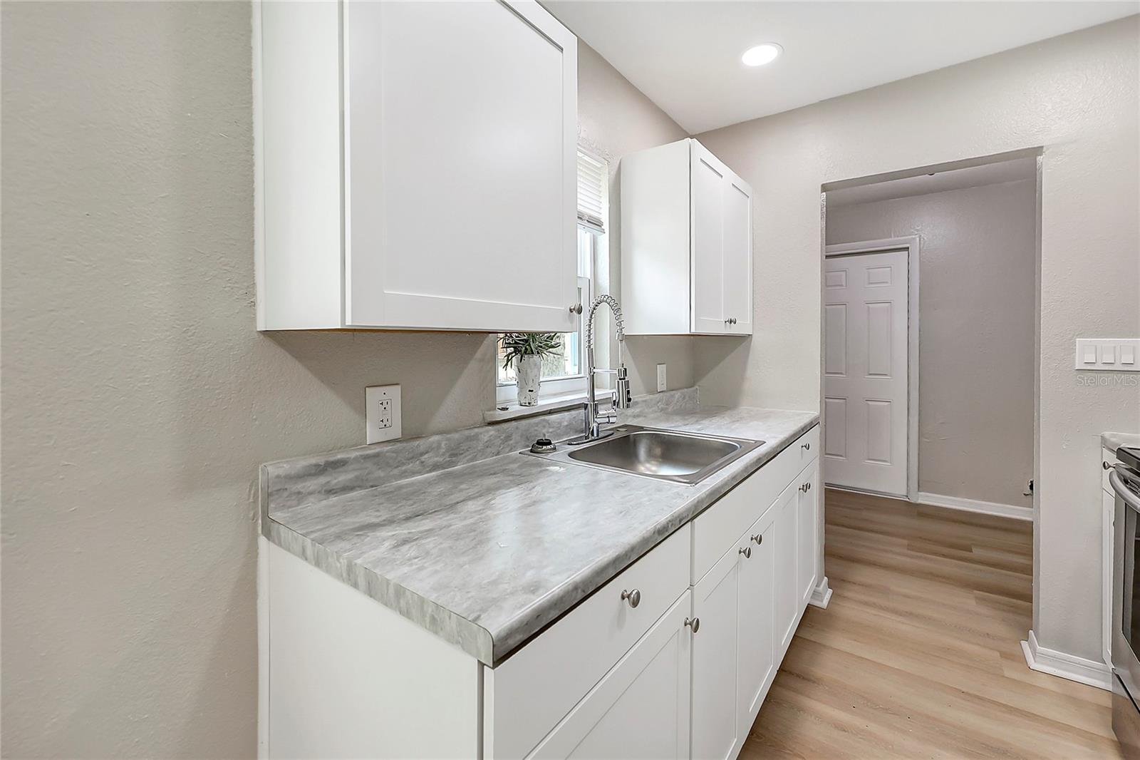 107 ACADEMY AVE, SANFORD, FL, 32771
