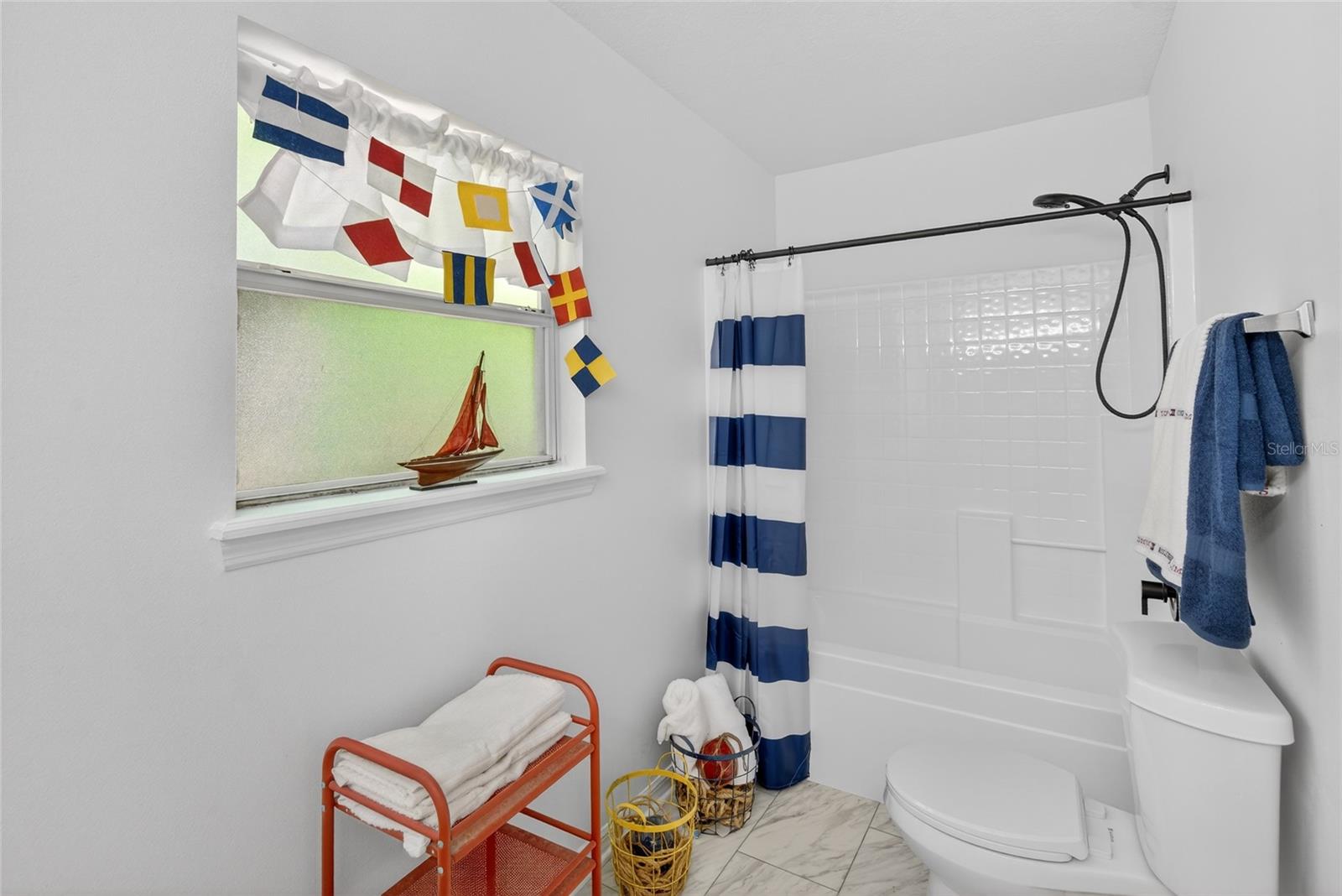 1305 WINDY BLUFF DR, MINNEOLA, FL, 34715