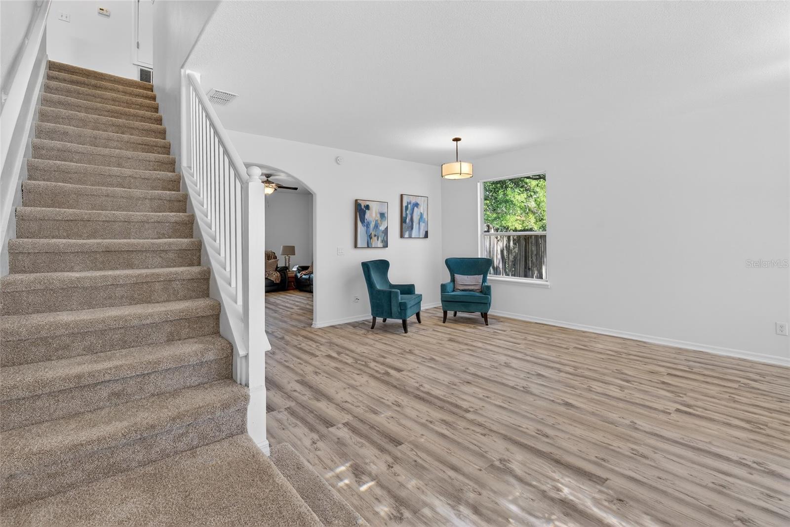 1305 WINDY BLUFF DR, MINNEOLA, FL, 34715